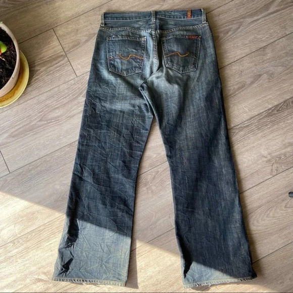 7 For All Mankind Relaxed Fit Straight Leg Button Fly Jeans - Picture 13 of 16